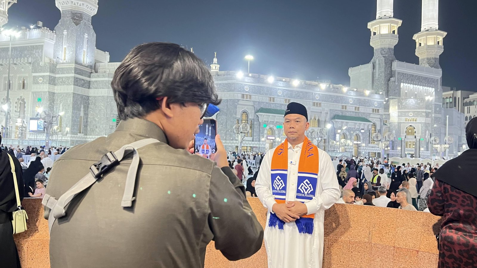 Hati-Hati Disita Askar! Ini 3 Alasan Kamera Profesional Dilarang di Makkah